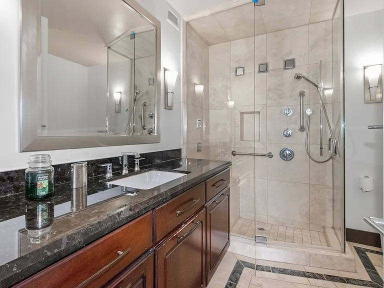 1810 Avenida Del Mundo #1608 — Photo 13