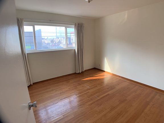 3rd image of 2598 43rd Ave APT 1