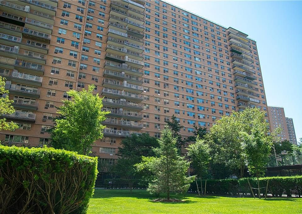 1st image of 440 Neptune Ave #5R