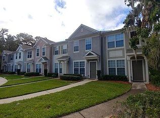 3610 Twisted Tree Ln, Jacksonville, FL 32216