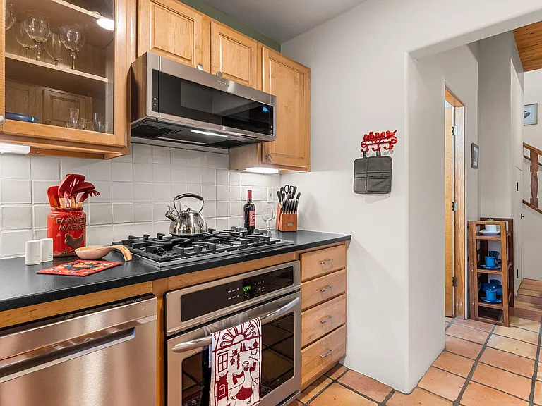 211 Rosario Blvd #5 — Photo 29