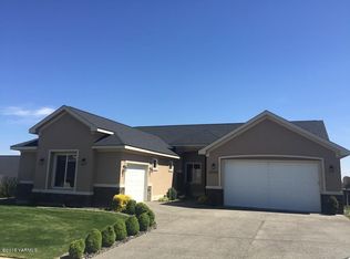 2005 S 76th Ave, Yakima, WA 98908