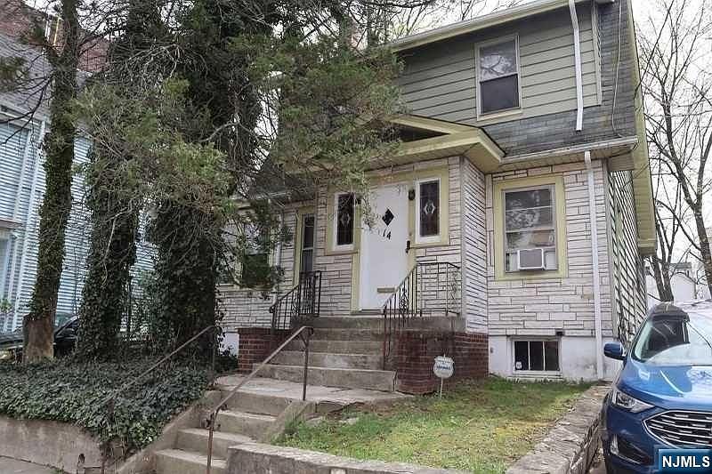 1st image of 14-16 Kenmore Ave