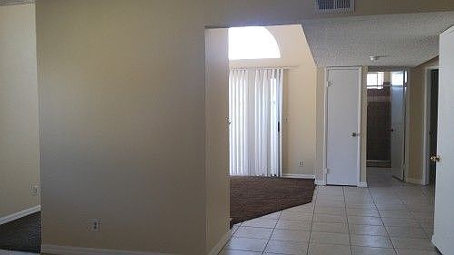 3rd image of 216 Parkhaven Ct