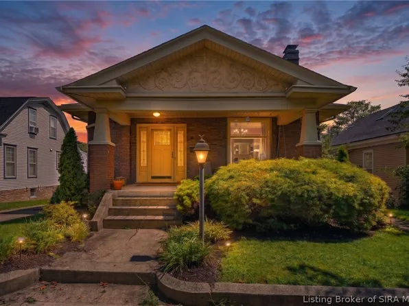 816 Cedar Bough Place, New Albany, IN 47150