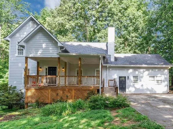 244 Freestone Ln, Dallas, GA 30132