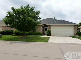9701 Pepperwood Trl, Denton, TX 76207