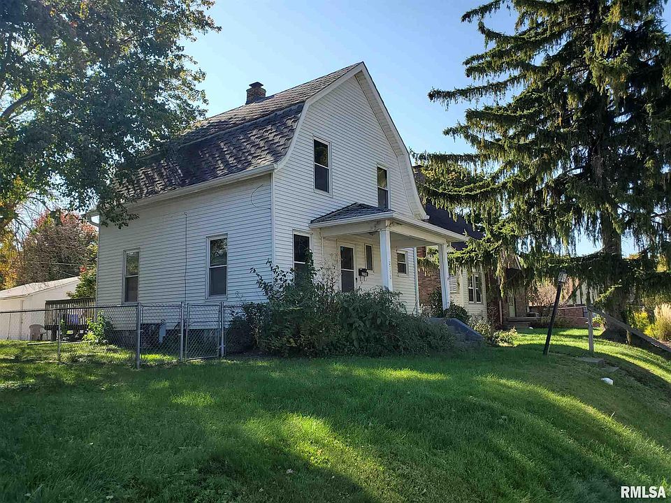 2nd image of 2750 11th Ave