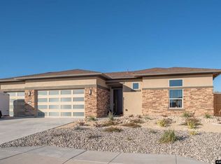 686 Raptor Way, Fernley, NV 89408