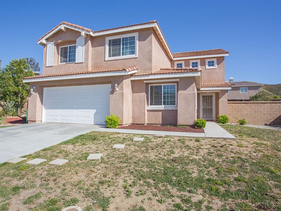 For Sale: 28427 Saddlecrest Street, Romoland, California 92585