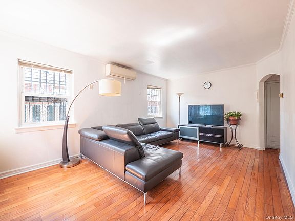 4th image of 7618 172nd Street