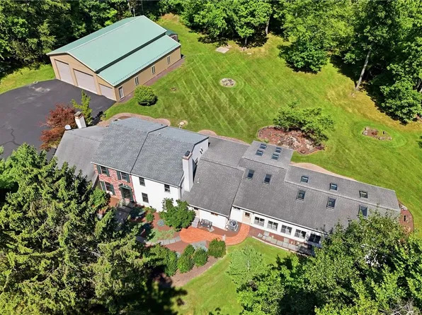 475 Crowthers Rd, Quakertown, PA 18951