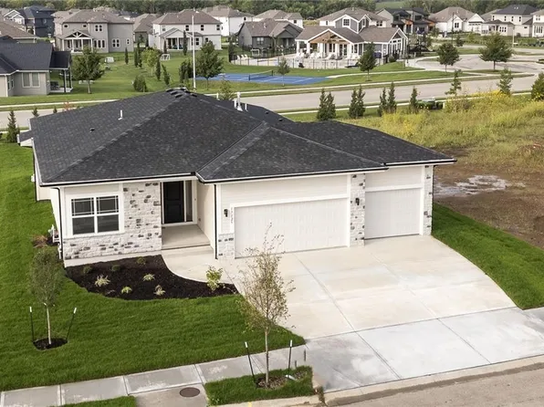 17125 W 168th Pl, Olathe, KS 66062