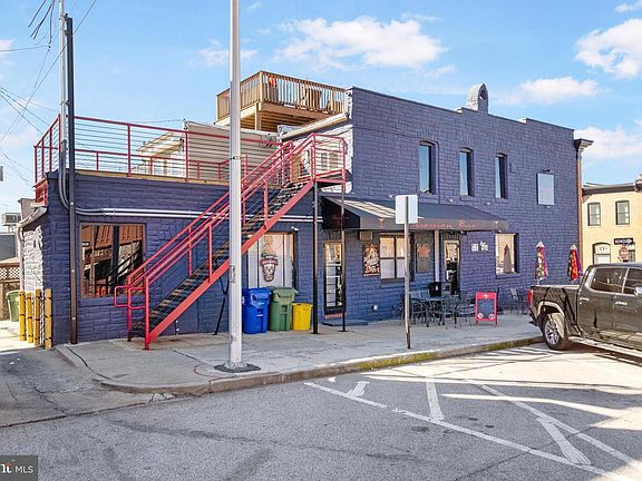 3rd image of 701 S Curley St