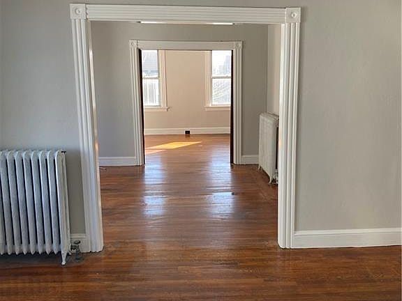 5th image of 7 Pleasant St #2