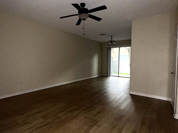 3rd image of 4910 Fiorazante Ave