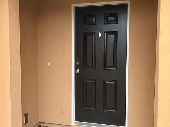 3rd image of 622 Cabernet Pl