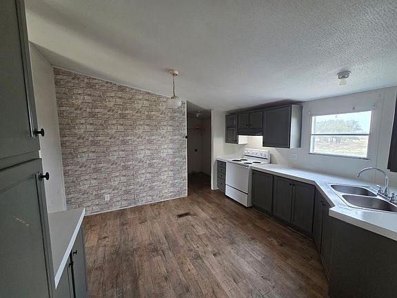 5th image of 13675 Hero Way