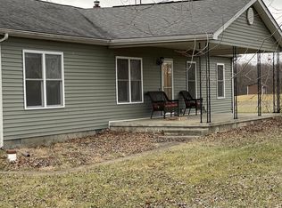 12042 N County Road 1300 E, Seymour, IN 47274