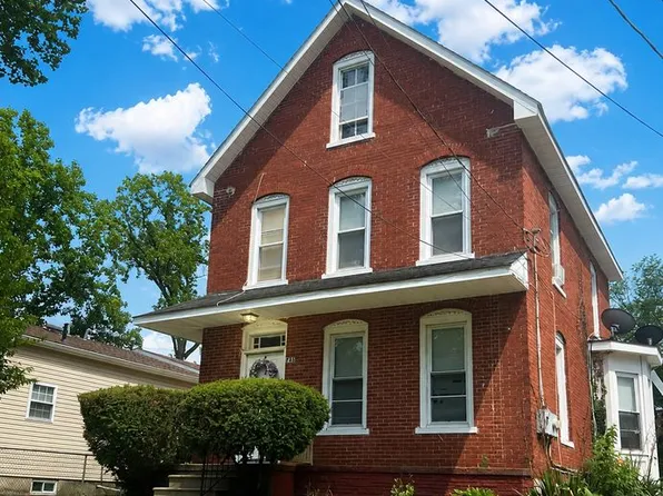 743 E Grape St Floor 1, Vineland, NJ 08360