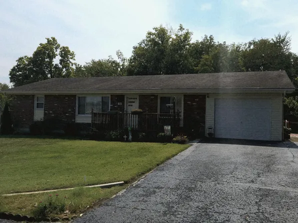 700 Iroquois Rd, Danville, KY 40422