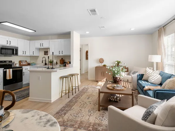 626 Shug Jordan Pkwy, Auburn, AL