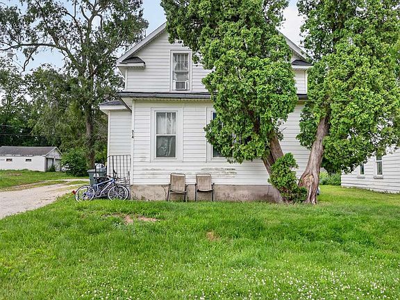 3rd image of 314 Lester St