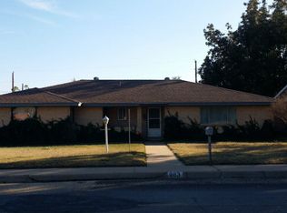 983 E 17th St, Colorado City, TX 79512