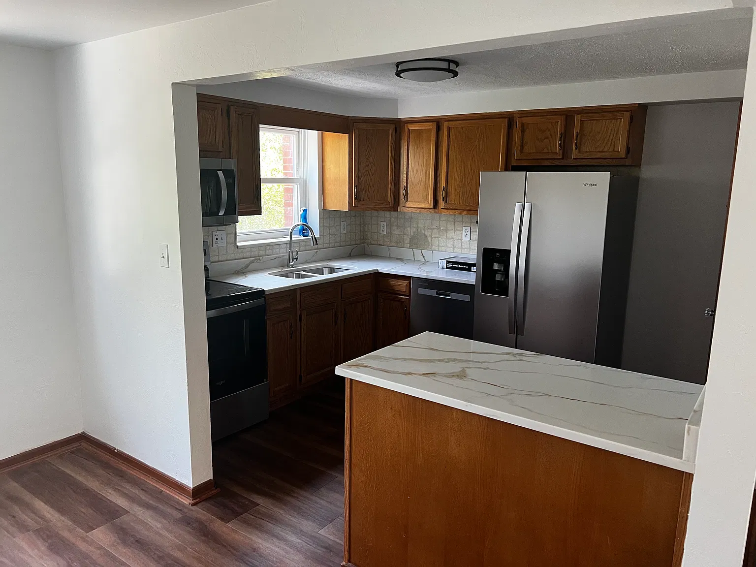 789 Cooke Dr — Photo 4