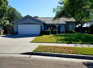 889 Opal Ave, Lemoore, CA 93245