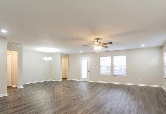 2nd image of 5308 Rocky Mountain Dr #1