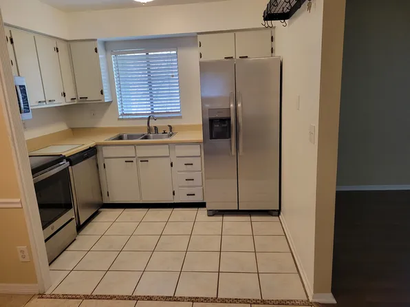 172 Springwood Cir APT C, Longwood, FL 32750