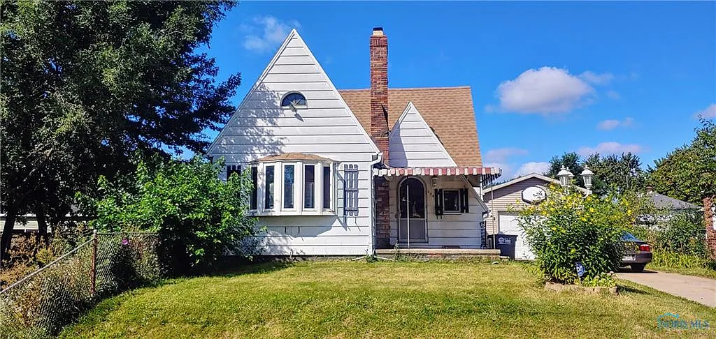332 Decatur St photo 1