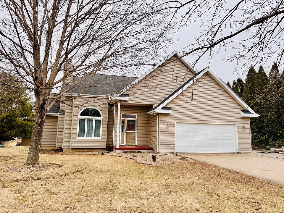 1st image of 756 Marine Dr