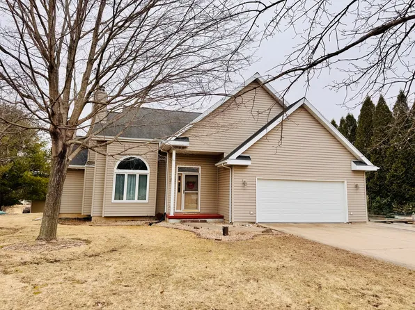 756 Marine Dr, Dixon, IL 61021