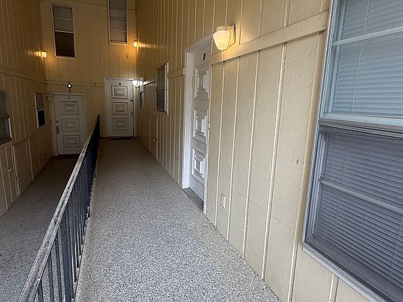 2nd image of 215 Westcliff Cir APT C