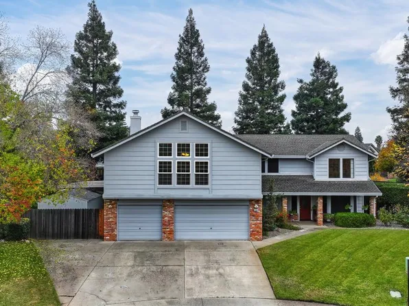 8430 Blossom Hill Ct, Citrus Heights, CA 95610