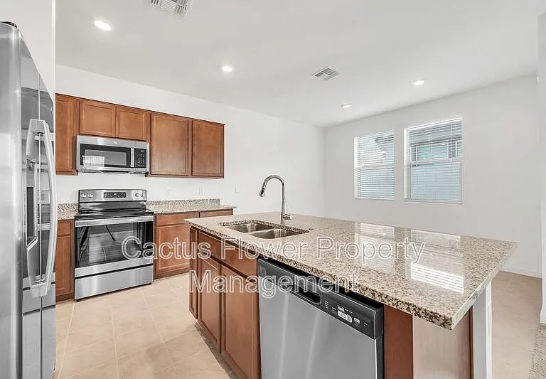 9850 E Tamery Ave — Photo 10