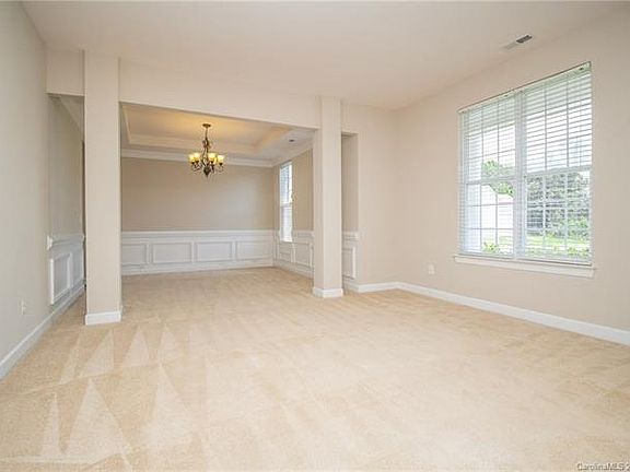 3rd image of 6400 Crosshall Pl
