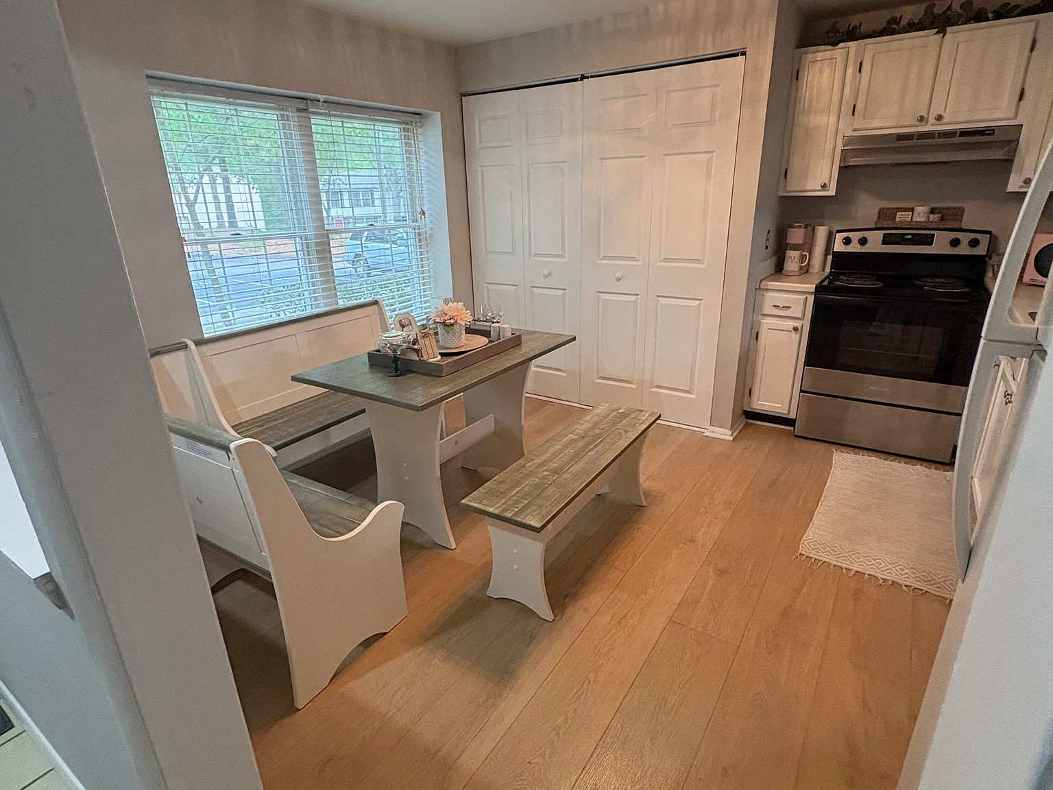 2 bed, 2.5 bath, 1273 sqft, $1,475 — Photo 3