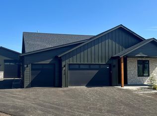 8170 W Ferguson Ln, Rathdrum, ID 83858