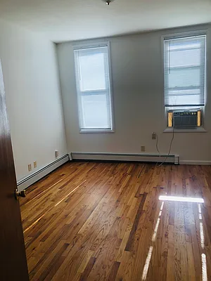 Rented by Modern Spaces | media 14