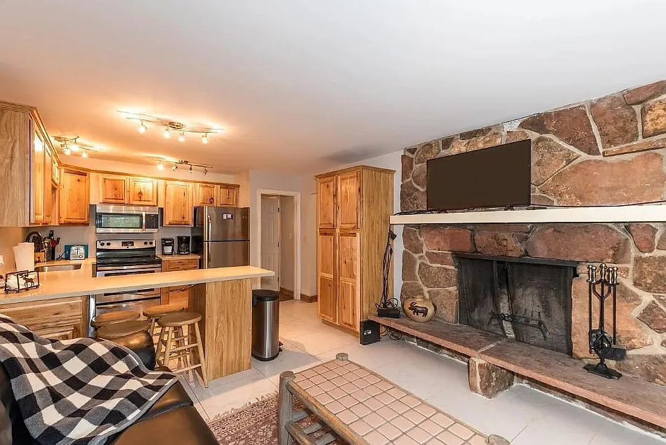 168 Hi Country Dr #2