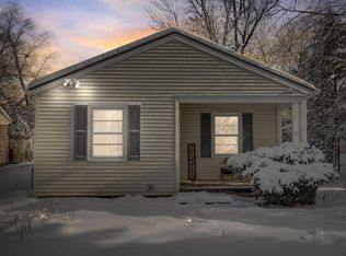 7428 N Santa Monica Blvd, Fox Pt, WI 53217