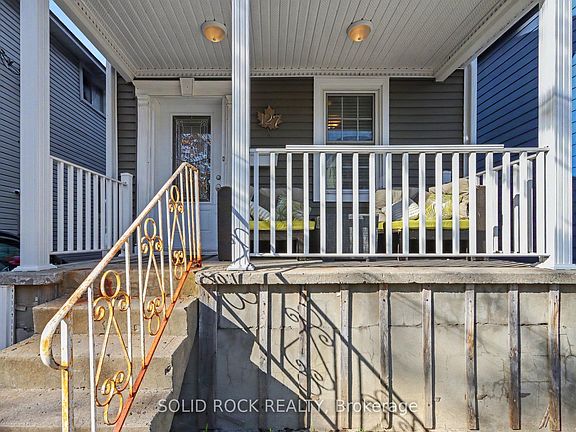 3rd image of 127 Pamilla St