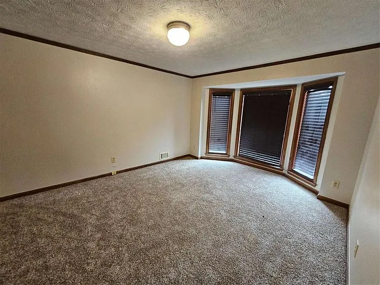 5525 Wedgewood Ct SW — Photo 13