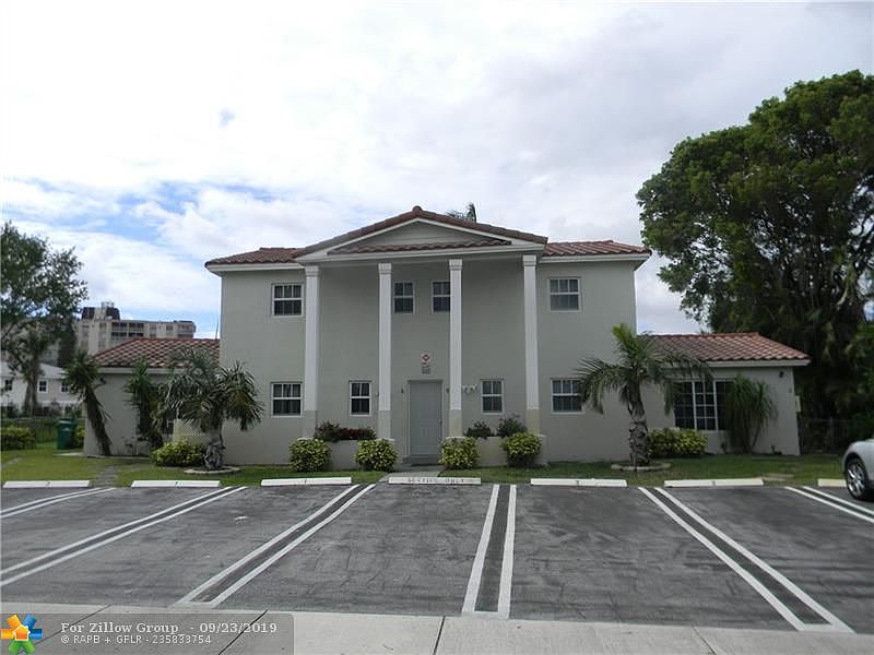 1st image of 9006 NW 38th Dr APT 4