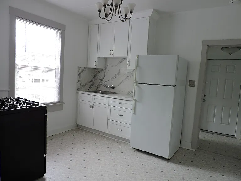 316 T St #A — Photo 6
