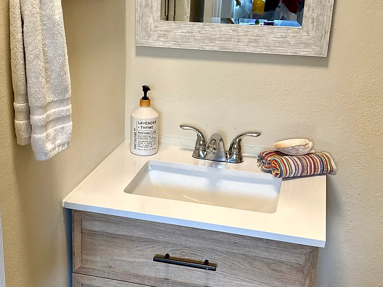 205 Driftwood Dr W — Photo 21