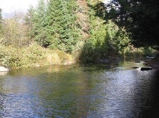 2 Stream Rd, Dexter, ME 04930